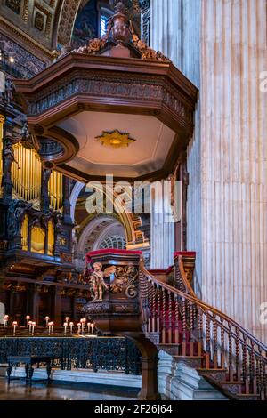 Innenansicht der St. Pauls Cathedral Stockfoto