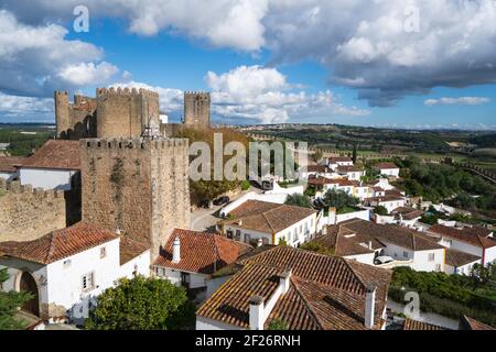 Obidos schöne Dorf Burg Festung Fort Turm in Portugal Stockfoto