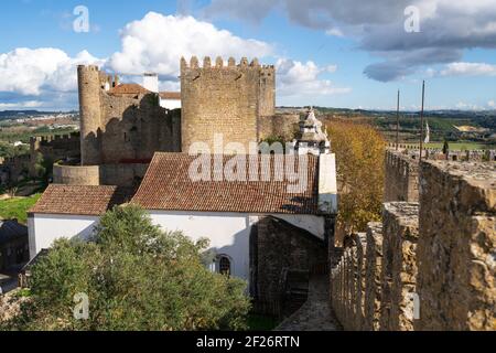 Obidos schöne Dorf Burg Festung Fort Turm in Portugal Stockfoto