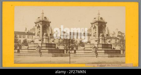 Blick auf die Fontaine des Innocents in Paris; Fontaine des Innocents .. Stockfoto