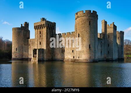 Bodiam Castle in East Sussex, England, UK von hinten genommen Stockfoto