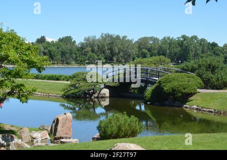 Blick auf den japanischen Garten Nikka Yuko in Lethbridge, Alberta, Kanada Stockfoto