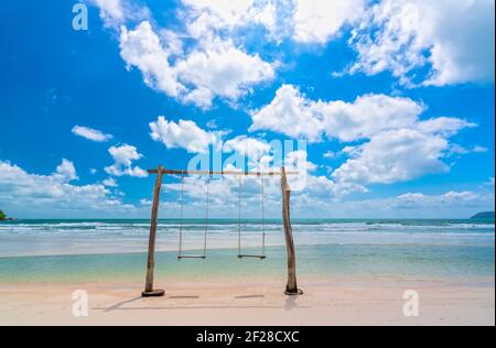 Schöner Strand am sonnigen Morgen. Reisen Entdecken Sie Phu Quoc Island, Vietnams große Stockfoto