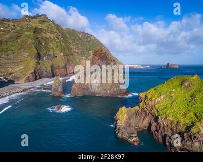 Antenne drone Ansicht von Janela Inselchen in Porto Moniz auf Madeira Stockfoto