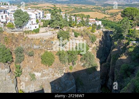 Tajos de Ronda, beeindruckende Schlucht in der Stadt Ronda, Malaga, Andalusien, Spanien Stockfoto