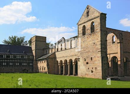 ehemaliges Benediktinerkloster Paulinzella im Rottenbachtal, Thüringen, Landkreis Saalfeld-Rudolstadt, Deutschland / ehemaliges Kloster des Ordens o Stockfoto