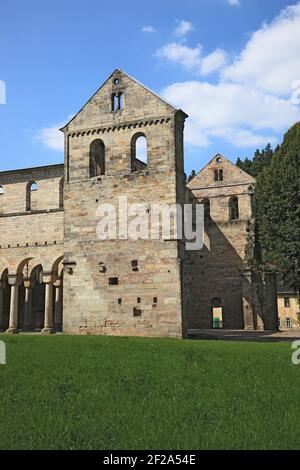 ehemaliges Benediktinerkloster Paulinzella im Rottenbachtal, Thüringen, Landkreis Saalfeld-Rudolstadt, Deutschland / ehemaliges Kloster des Ordens o Stockfoto