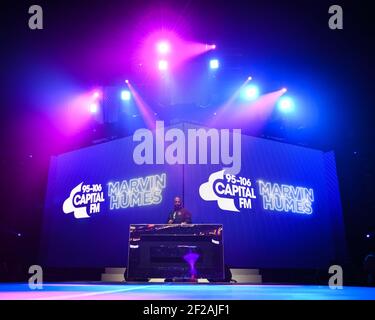 London, Großbritannien. 7th Dezember 2019. Marvin Humes auf der Bühne während des ersten Tages des Capital's Jingle Bell Ball 2019 mit Sitz in der O2 Arena, London. Bildnachweis sollte lauten: Scott Garfitt/EMPICS/Alamy Live News Stockfoto