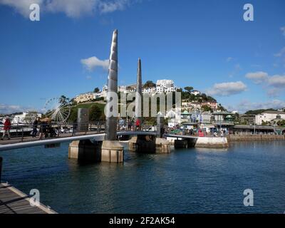 Hafenbrücke und Yachthafen, Torquay, Devon. Stockfoto