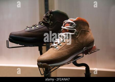 Elegante und trendige Freizeit Stiefel für Männer. Steel Life Studioaufnahmen. Stockfoto