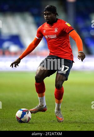 Datei Foto vom 16-02-2021 von Luton Stadt Pelly Ruddock Mpanzu. Ausgabedatum: Donnerstag, 11. März 2021. Stockfoto