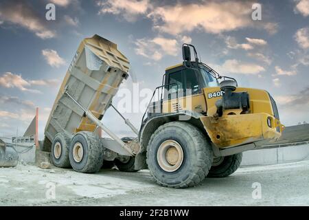 Bell B40D Off Road Dumper arbeitet auf einer Baustelle in Großbritannien. Stockfoto