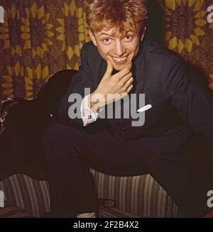 Tommy Steele. Der englische Entertainer gilt als Großbritanniens erstes Teenager-Idol und Rock and Roll-Star. Geboren im dezember 17 1936. Foto während eines Besuchs in Stockholm im Jahr 1950s. Stockfoto