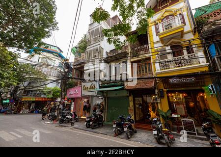 Häuser des Stadtzentrums von Hanoi in Vietnam Stockfoto