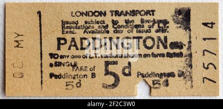 Old London Transport U-Bahn oder U-Bahn-Ticket von Paddington Station Stockfoto