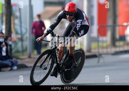 GILBERT Philippe von Lotto Soudal während der Paris-Nizza 2021, Radrennen Etappe 3, Zeitfahren, Gien - Gien (14,4 km) in Gien, Frankreich - Foto Laurent Lairys / MAXPPP Stockfoto