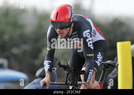 GILBERT Philippe von Lotto Soudal während der Paris-Nizza 2021, Radrennen Etappe 3, Zeitfahren, Gien - Gien (14,4 km) in Gien, Frankreich - Foto Laurent Lairys / MAXPPP Stockfoto