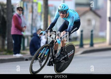 VLASOV Aleksandr von Astana - Premier Tech während der Paris-Nizza 2021, Radrennen Etappe 3, Zeitfahren, Gien - Gien (14,4 km) in Gien, Frankreich - Foto Laurent Lairys / MAXPPP Stockfoto