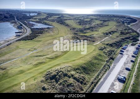 Luftaufnahme des Hayling Island Golfplatzes ein Links-Platz auf Die westliche Spitze von Hayling Island und neben dem Meereseingang zum Langston Hafen mit dem Ken Stockfoto