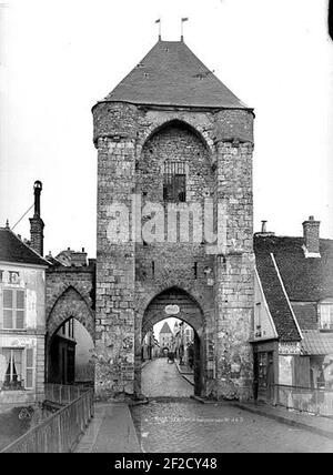 Porte de Bourgogne - Moret-sur-Loing - Médiathèque de l'architecture et Du patrimoine Stockfoto