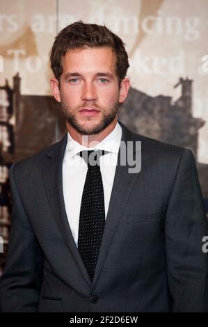 Joe Armstrong kommt bei den Crime Thriller Awards 2014 an The Grosvenor House Hotel - London Stockfoto