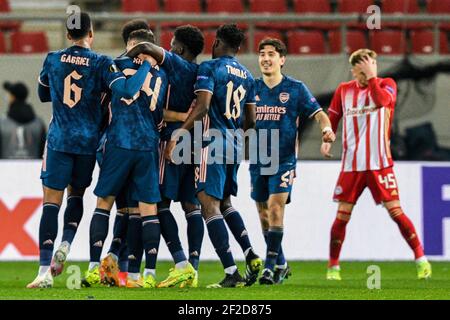 PIRÄUS, GRIECHENLAND – MÄRZ 11: Team von Arsenal FC feiert Tor von Martin Odegaard von Arsenal FC während der Olympiacos gegen Arsenal - UEFA Europa League Runde von 16 Bein ein Spiel zwischen Olympiacos FC und Arsenal FC im Georgios Karaiskakisstadion am 11. März 2021 in Piräus, Griechenland (Foto von Eurokinissie/Orange Pictures) Kredit: Orange Pics BV/Alamy Live News Stockfoto