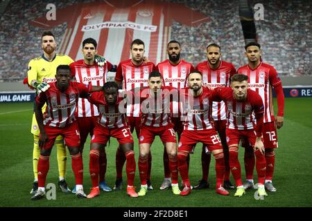 PIRÄUS, GRIECHENLAND - 11. MÄRZ: Team von Olympiakos während der Olympiacos gegen Arsenal - UEFA Europa League Runde von 16 Bein ein Spiel zwischen Olympiacos FC und Arsenal FC im Georgios Karaiskakisstadion am 11. März 2021 in Piräus, Griechenland (Foto von Eurokinissie/Orange Pictures) Kredit: Orange Pics BV/Alamy Live News Stockfoto