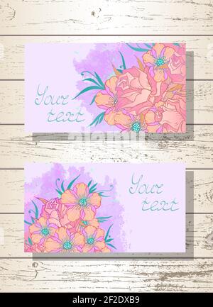 Vektor-Set von Vorlagen Einladungen oder Grußkarten mit handgezeichneten Blumen, Rosen und Aquarell-Elemente auf einem hölzernen Hintergrund. Sammlung von Tem Stock Vektor