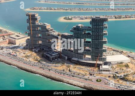 Das Royal Atlantis Resort & Residences befindet sich im Bau auf der Palm, Dubai, Vereinigte Arabische Emirate. Baumaßnahmen in Palm Jumeirah. Stockfoto