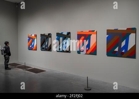 Space Paintings 1984-96 - Dora Maurer Ausstellung in der Tate Modern. Stockfoto