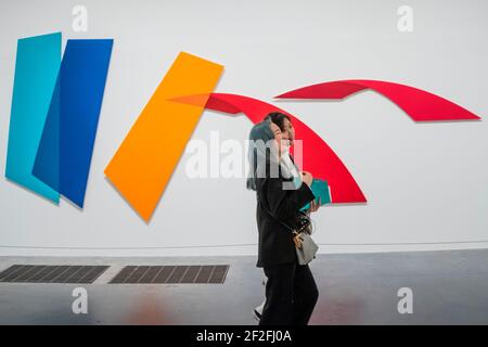 Etappe II 2016 - Dora Maurer Ausstellung in der Tate Modern. Stockfoto