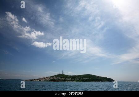 Kinaliada (Kinali Insel) am Marmarameer in Istanbul, Türkei. Stockfoto