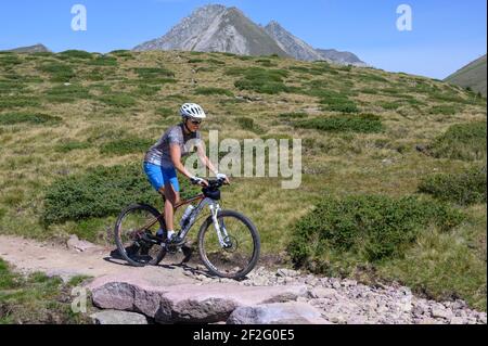 Italien, Trentino-Südtirol, Südtirol, Sarntaler Alpen, Tschoegglberg, Hochplateau, Verano, Meran 2000 Bike Region Trail Toleranz Singletrail MTB Tour Stockfoto