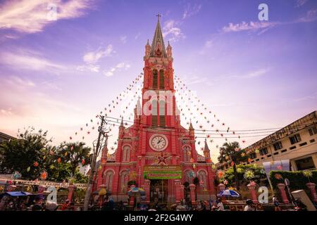 1. Januar 2017: Tan Dinh Church, auch bekannt als Church of the Sacred Heart of Jesus, ist eine römisch-katholische Kirche in Ho-Chi-Minh-Stadt, Vietnam. Es wurde 18 erbaut Stockfoto