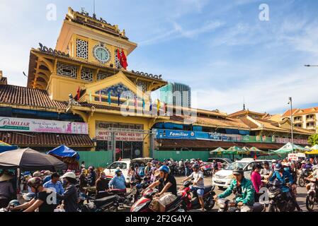 2. Januar 2017: Binh Tay Markt, der Zentralmarkt von Cho Lon im Bezirk 6, Ho Chi Minh Stadt, Vietnam. Der alte Markt war an der Nguyen Trai Street Stockfoto