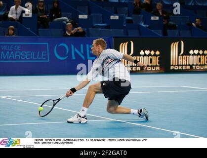 TENNIS - GEÖFFNET 13 2009 - MARSEILLE (FRA) - 14 BIS 22/02/2009 - FOTO : ANNE GUARDIOLA / DPPI MÄNNER - DIMITRY TURSUNOV (RUS) Stockfoto