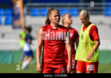 Melanie Leupolz vom FC Bayern erwärmt sich vor dem Fußballspiel der Frauen im französischen Cup 2019 um den dritten Platz zwischen Chelsea und FC Bayern am 8. August 2019 im Stade Michel Bendichou in Colomiers, Frankreich - Foto Melanie Laurent / A2M Sport Consulting / DPPI Stockfoto