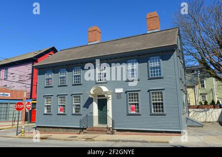 John Coddington House, erbaut 1730, liegt an der Marlborough Street und Thames Street im historischen Newport District in Newport, Rhode Island RI, USA. Stockfoto