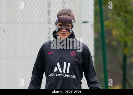 Irene Paredes von Paris Saint Germain reagiert während der Paris Saint-Germain Trainings- und Pressekonferenz am 15. November 2019 im CSLBF in Bougival, Frankreich - Foto Antoine Massinon / A2M Sport Consulting / DPPI Stockfoto