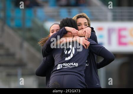 Maelle Garbino von Girondin de Bordeaux und Claire Lavogez von Girondin de Bordeaux feiern das Tor von Khadija Shaw von Girondin de Bordeaux während der französischen Frauenmeisterschaft, D1 Arkema Fußballspiel zwischen dem FC Paris und Girondins de Bordeaux am 23. November, 2019 im Interdépart Robert Bobin 1 Stadion in Bondoufle, Frankreich - Foto Melanie Laurent / A2M Sport Consulting / DPPI Stockfoto