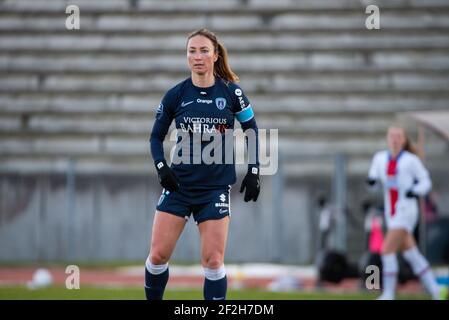 Gaetane Thiney vom FC Paris reagiert während des frauenfreundlichen Fußballspiels zwischen dem FC Paris und Paris Saint-Germain am 9. Januar 2021 im Robert Bobin Stadion in Bondoufle, Frankreich - Foto Antoine Massinon / A2M Sport Consulting / DPPI Stockfoto