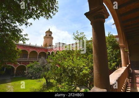 Landschaft mit Panoramablick auf die legendäre Kolonialstil Hacienda de Gogorrón in San Luis Potosí, Mexiko. Stockfoto