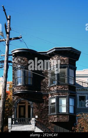 Typische Stadthäuser im viktorianischen Stil in San Francisco Stockfoto