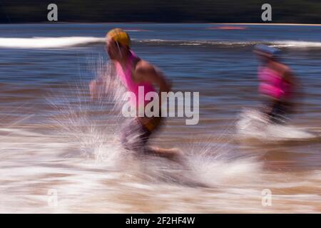 SURF LIFE SAVING - ALLPHONES NEUE SÜDWALE MEISTER UND ERÖFFNET SURF LIFE SAVING CHAMPIONSHIP 2013 - UMINA BEACH (NSW-AUS) - 6 BIS 10/03/2013 - FOTO ANDREA FRANCOLINI / DPPI MEDIEN Stockfoto