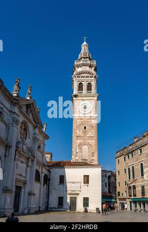 Campo und Chiesa Parrocchia di Santa Maria Formosa in Venedig, Italien in Europa Stockfoto