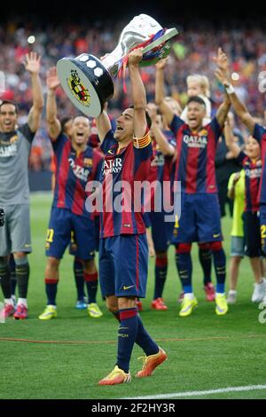 Xavi Hernandez aus Barcelona bei der Feier des Sieges des FC Barcelona im Fußballspiel der Spanischen Liga zwischen dem FC Barcelona und Deportivo am 23. Mai 2014 im Camp Nou Stadion in Barcelona, Spanien. Foto Bagu Blanco / DPPI Stockfoto