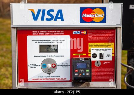 Rockbridge, Usa. März 2021, 11th. Air-Maschine für Autos mit VISA und Mastercard Zahlungsmethode. Kredit: SOPA Images Limited/Alamy Live Nachrichten Stockfoto