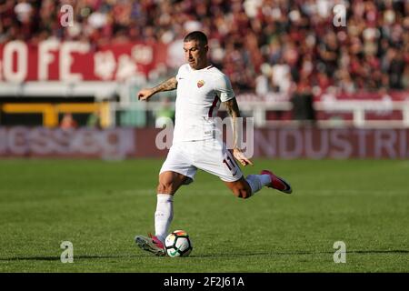 Aleksandar Kolarov von AS Roma während der italienischen Meisterschaft Serie EIN Fußballspiel zwischen Turin und AS Roma am 22. Oktober 2017 in Olimpico Grande Torino in Turin, Italien - Foto Morgese - Rossini / DPPI Stockfoto