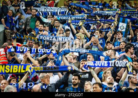 Fans von Inter während der italienischen Meisterschaft Serie A Fußballspiel zwischen Internazionale und Juventus am 28. April 2018 im San Siro Stadion in Mailand, Italien - Foto Morgese - Rossini / DPPI Stockfoto