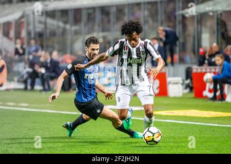 Juan Cuadrado von Juventus während der italienischen Meisterschaft Serie EIN Fußballspiel zwischen Internazionale und Juventus am 28. April 2018 im San Siro Stadion in Mailand, Italien - Foto Morgese - Rossini / DPPI Stockfoto